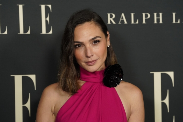 Gal Gadot - hottest actresses